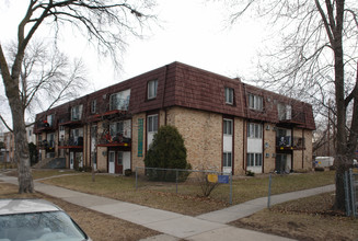 Pleasant Apartments in Minneapolis, MN - Building Photo - Building Photo