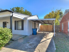 220 E Jacobs Dr in Midwest City, OK - Building Photo - Building Photo