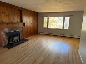 102 Turkey Hill Rd - Utilities Included! in Ithaca, NY - Building Photo