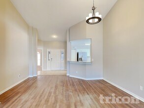 11119 Bramblebrush St in Tampa, FL - Building Photo - Building Photo