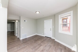 2923 N Avers Ave in Chicago, IL - Building Photo - Building Photo