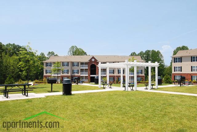 Legacy at Linden Park in Lynchburg, VA - Building Photo