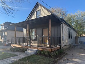 71 St Julien St in London, ON - Building Photo - Building Photo