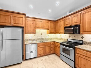 456 Gabilan St in Los Altos, CA - Building Photo - Building Photo