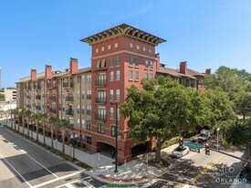 911 N Orange Ave in Orlando, FL - Building Photo