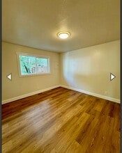 1860 Siskiyou St in Klamath Falls, OR - Building Photo - Building Photo