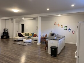 145 Davis St in Sarnia, ON - Building Photo - Building Photo