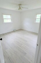 12920 Garland Ave-Unit -Up in Cleveland, OH - Foto de edificio - Building Photo