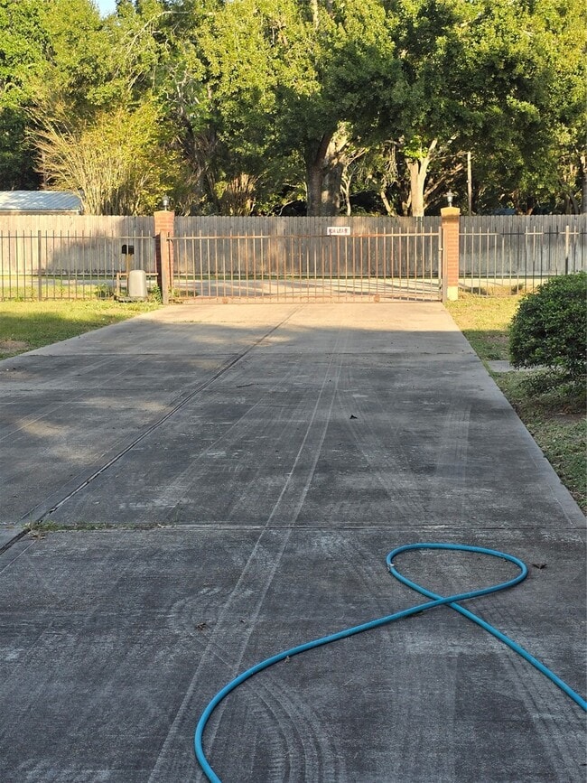 property at 11207 Iberia Dr