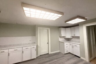 721 Salt Springs Rd in Syracuse, NY - Building Photo - Building Photo