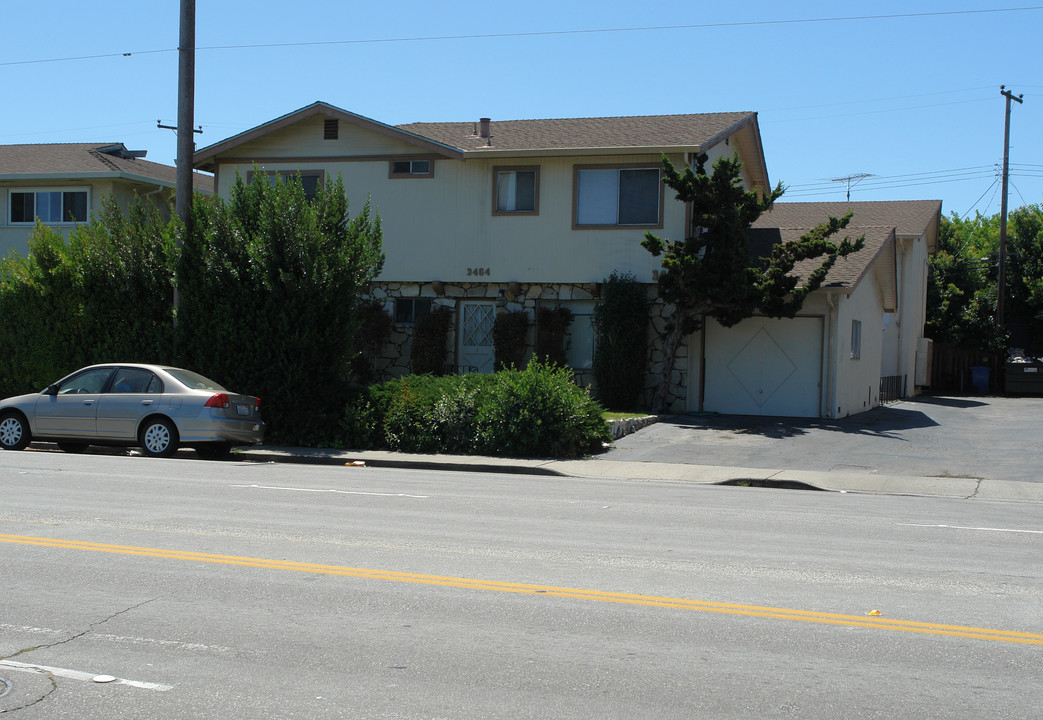 3464 Monroe St in Santa Clara, CA - Building Photo