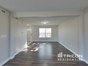 17302 Austrian Pine Wy in Westfield, IN - Building Photo - Building Photo