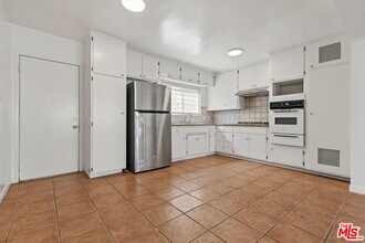 469 W 19th St in Los Angeles, CA - Building Photo - Building Photo