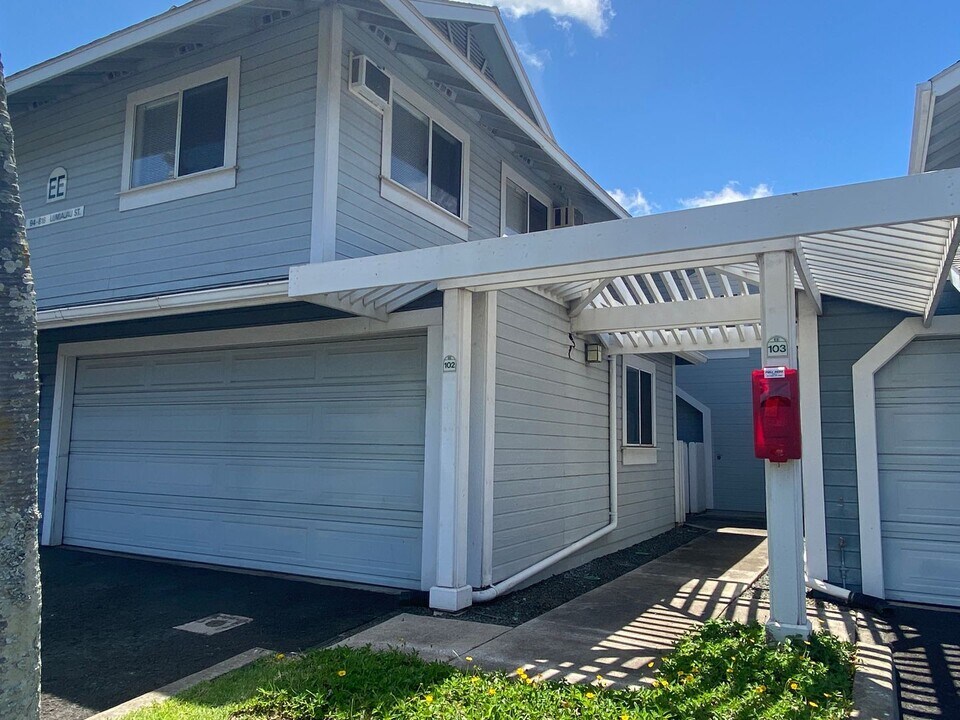 94-816-816 Lumiauau St in Waipahu, HI - Building Photo