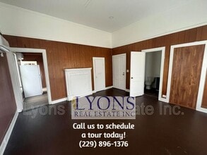 315 S Berrien St in Nashville, GA - Building Photo - Building Photo