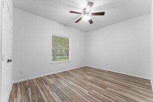 2333 Stableridge Dr in Conroe, TX - Building Photo