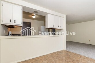 7699 Mt Hood in Huber Heights, OH - Building Photo - Building Photo