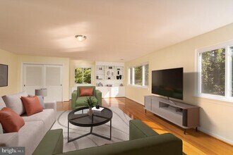 6221 Walhonding Rd in Bethesda, MD - Building Photo - Building Photo