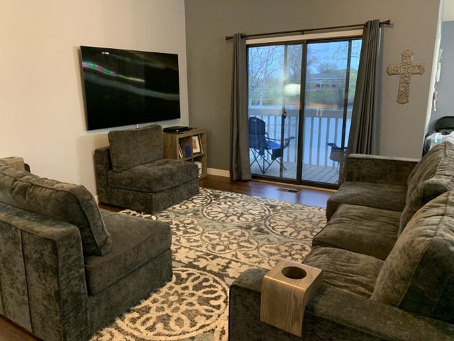 property at 5 Round Lake Trail