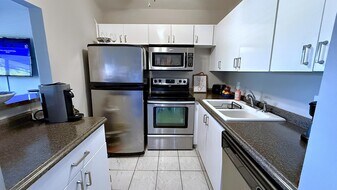 181 Tilford I in Deerfield Beach, FL - Building Photo