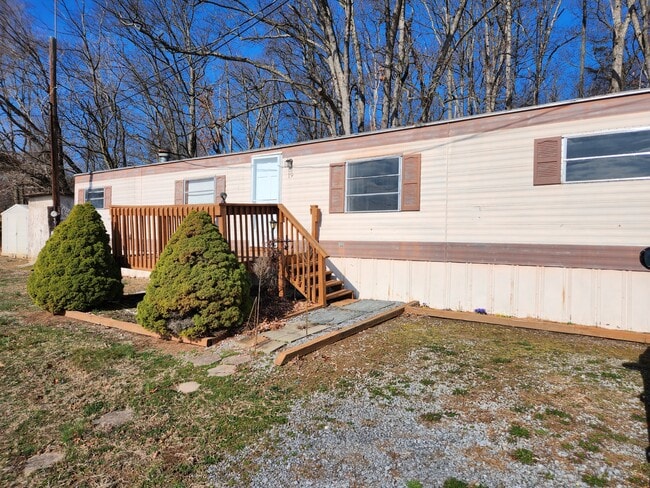 property at 19 Wilbur Cir