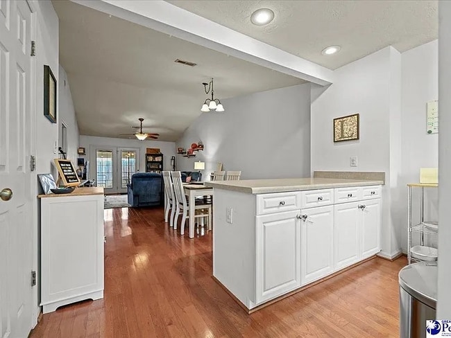 3040 Combray Cir in Florence, SC - Foto de edificio - Building Photo