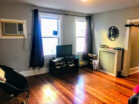 121 Richdale Ave, Unit 2 in Cambridge, MA - Building Photo