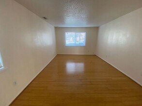 4058 Lake Ridge Cir in Virginia Beach, VA - Building Photo - Building Photo