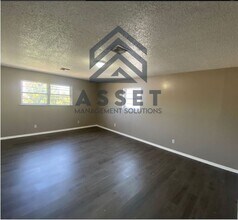 2624 SW 57th St in Oklahoma City, OK - Building Photo - Building Photo