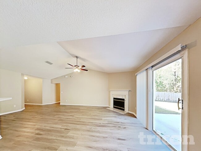 1560 Backwater Drive in Middleburg, FL - Building Photo - Building Photo