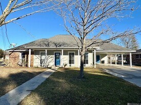 1428 S Vista Ave in Gonzales, LA - Building Photo