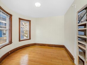 47R Creighton St, Unit 3 in Boston, MA - Building Photo - Building Photo