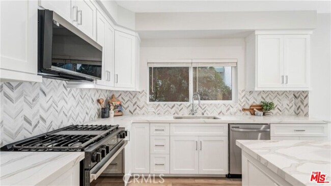 1819 1/2 Westholme Ave in Los Angeles, CA - Building Photo - Building Photo