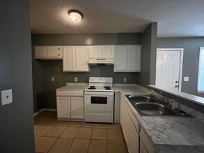 514 Johnson St in Bolivar, TN - Building Photo - Building Photo