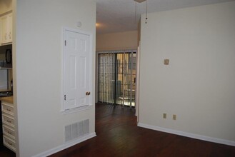 505 W 18th St-Unit -D in Austin, TX - Building Photo - Building Photo