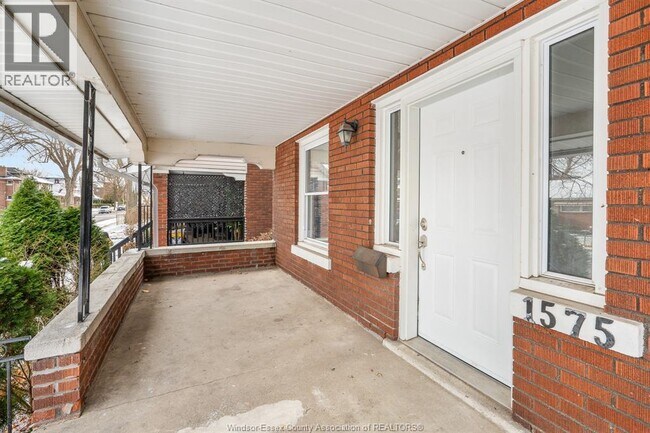 1575 Church St in Windsor, ON - Building Photo - Building Photo