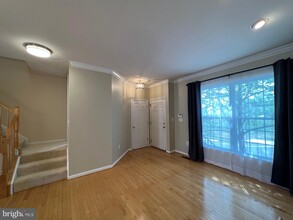 656 Belmont Bay Dr in Woodbridge, VA - Building Photo - Building Photo
