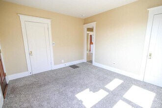 2339 Brant St in San Diego, CA - Building Photo - Building Photo