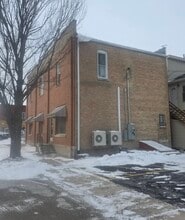 1 Main St in Union, IL - Building Photo - Building Photo