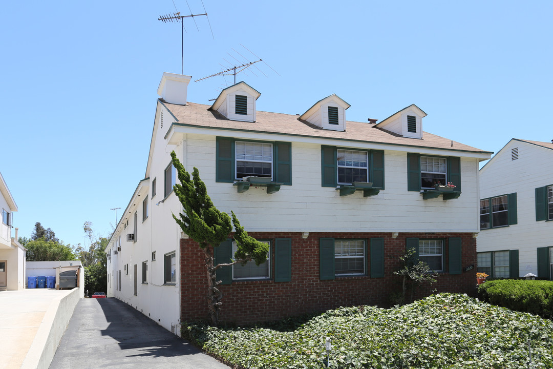 3320 Woodbine St in Los Angeles, CA - Building Photo