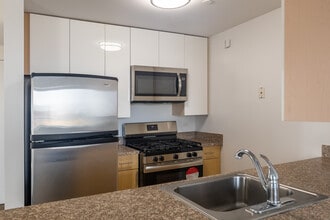 MODA in Jamaica, NY - Building Photo - Interior Photo