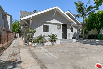 3915 S Budlong Ave in Los Angeles, CA - Building Photo - Building Photo