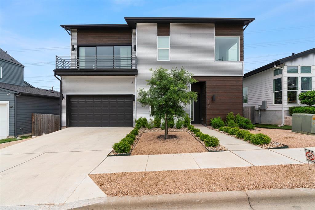 6201 Toscana Ave in Austin, TX - Foto de edificio
