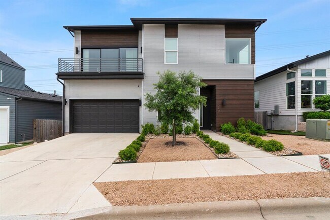 property at 6201 Toscana Ave