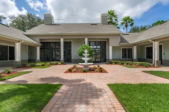Woodridge Apartments in Orlando, FL - Building Photo - Building Photo