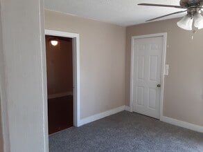 419 W 14th St in Scottsbluff, NE - Building Photo - Building Photo