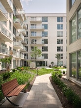 Mellem Manoir-Des-Trembles in Gatineau, QC - Building Photo - Building Photo