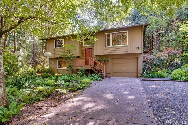 property at 9818 NE Day Rd E
