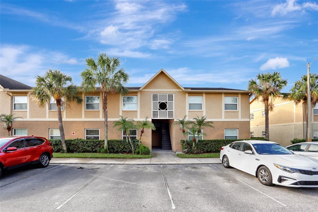 2408 Barley Club Ct in Orlando, FL - Building Photo