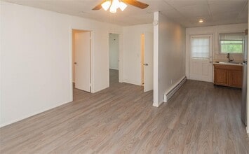 45 Hampton Rd in Marlboro, NY - Building Photo - Building Photo